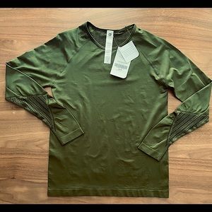 FABLETICS stretch green top